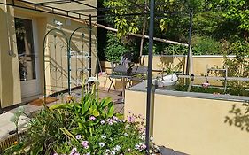 Appartement Aurore En Rez De Jardin Avec Parking Gratuit