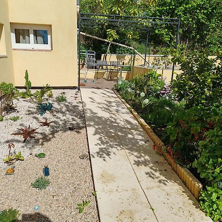 Appartement Aurore En Rez De Jardin Avec Parking Gratuit Vence Extérieur photo